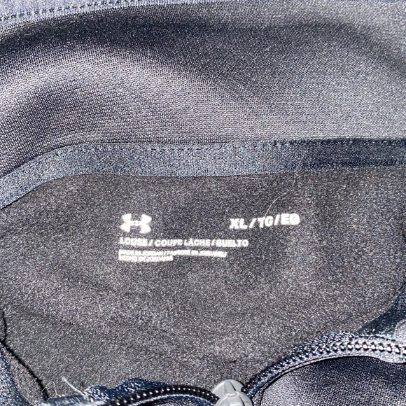 Under Armor 1/4 zip - Picture 3 of 3